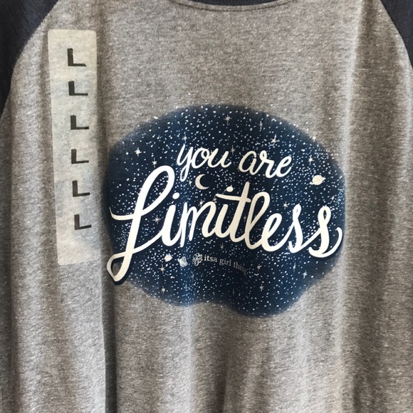 🦋 Baseball T-shirt 🦋 - Picture 3 of 4